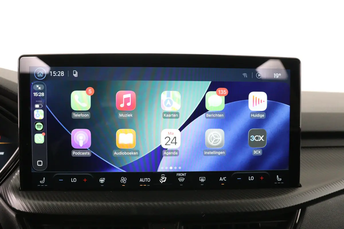 Plug-In Hybrid ST-Line X | Black Pack | Trekhaak | Elektrisch Panoramadak | Winter Pack | Matrix LED | B&O Audio |