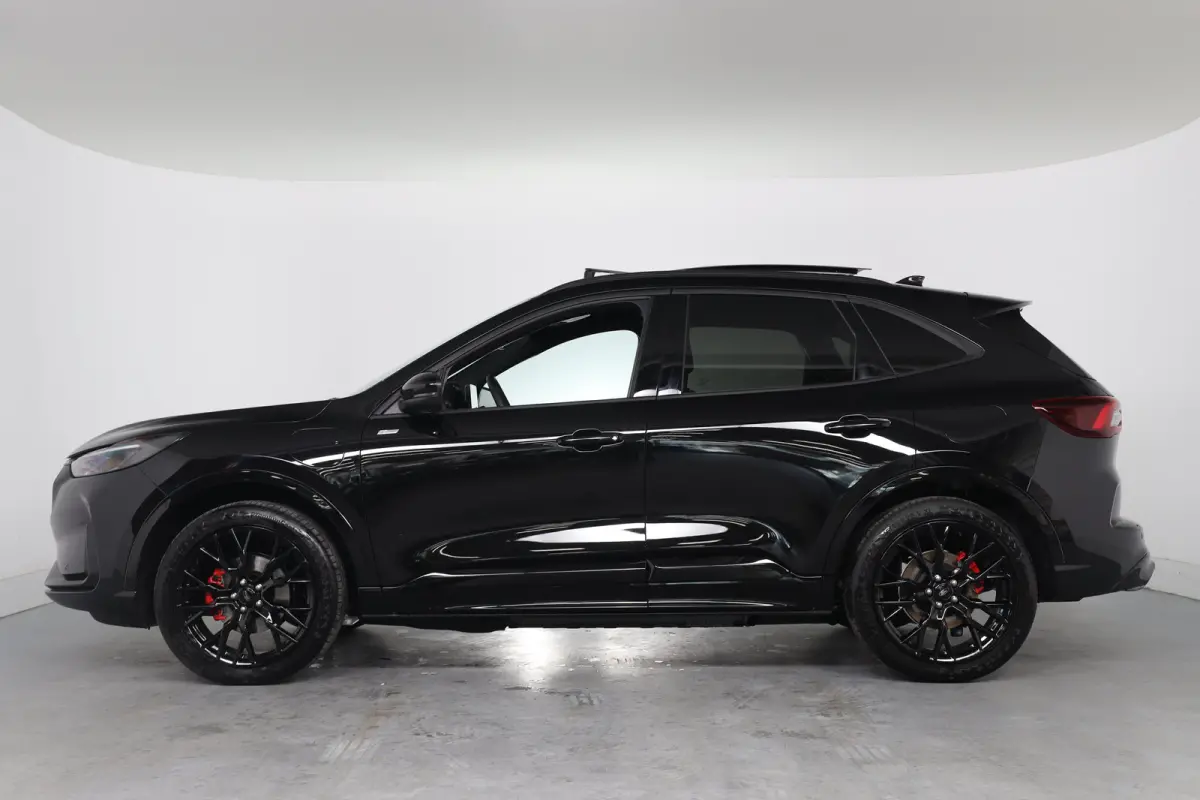 Plug-In Hybrid ST-Line X | Black Pack | Trekhaak | Elektrisch Panoramadak | Winter Pack | Matrix LED | B&O Audio |