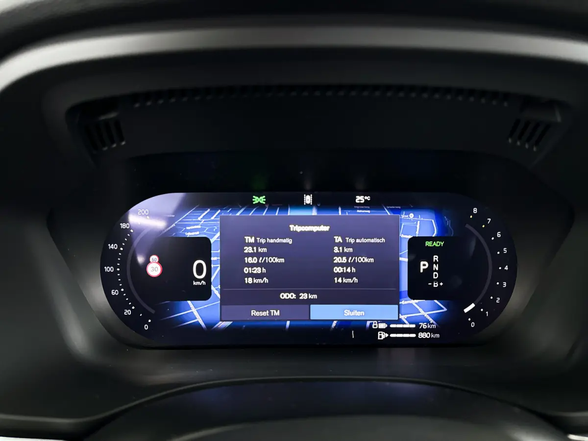 T6 Plug-in hybrid AWD Plus Black Edition | Panoramadak | 360° camera | Harman Kardon | Head-up display | Stoel- en stuurverwarming | Trekhaak