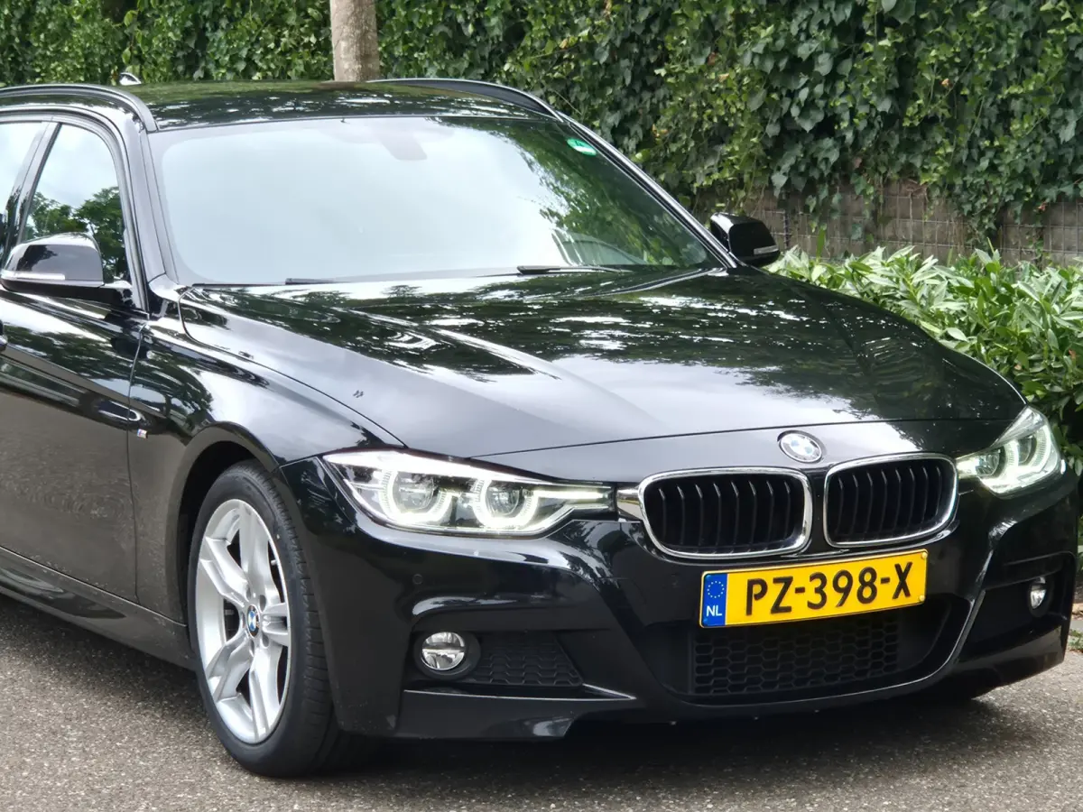 320i High Ex M Sport Touring Apple CarPlay 18inch Velgen NAP NL 100% Onderhouden 2e eigenaar