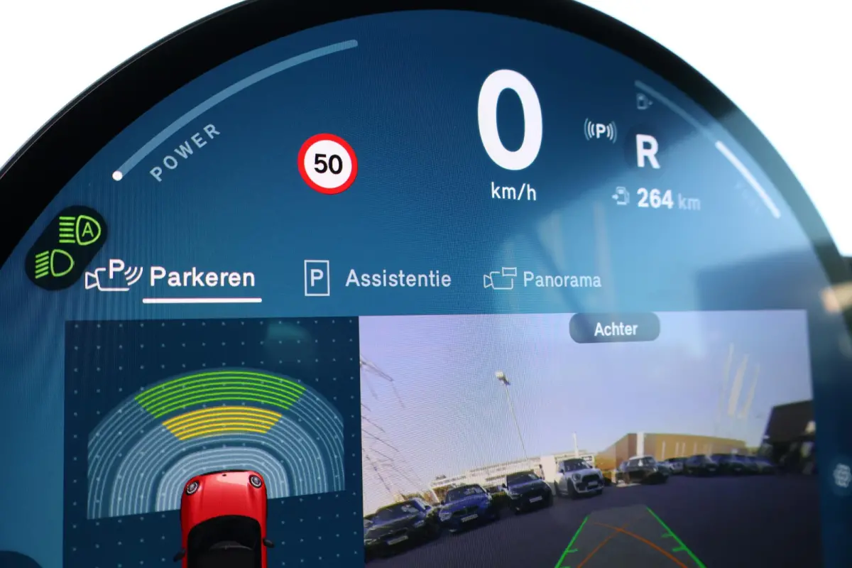 2.0 C John Cooper Works M | Harman/Kardon Surround Sound | Stoelverwarming | Ledverlichting | Comfortacces | Headup Display