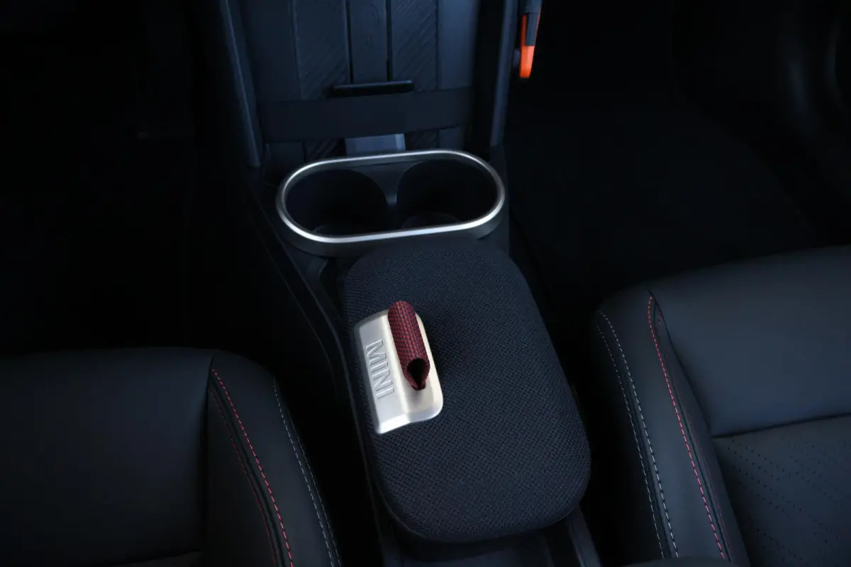 2.0 C John Cooper Works M | Harman/Kardon Surround Sound | Stoelverwarming | Ledverlichting | Comfortacces | Headup Display