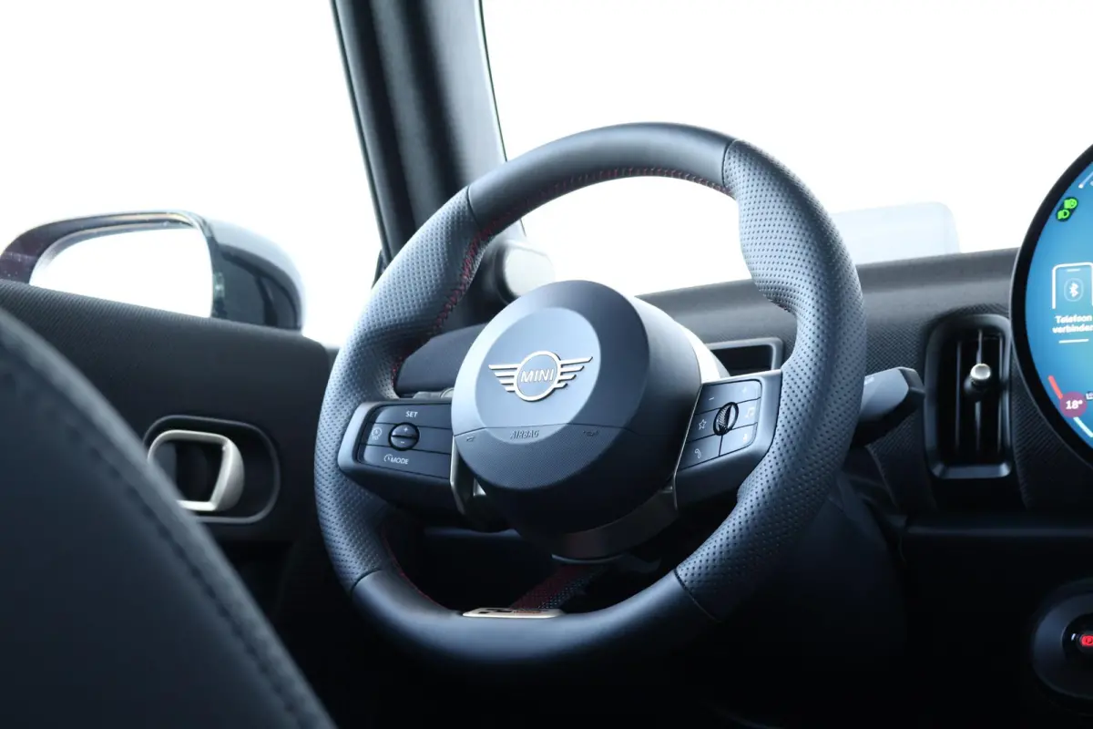2.0 C John Cooper Works M | Harman/Kardon Surround Sound | Stoelverwarming | Ledverlichting | Comfortacces | Headup Display
