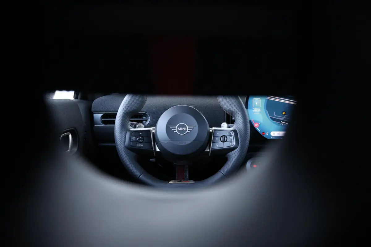 2.0 C John Cooper Works M | Harman/Kardon Surround Sound | Stoelverwarming | Ledverlichting | Comfortacces | Headup Display