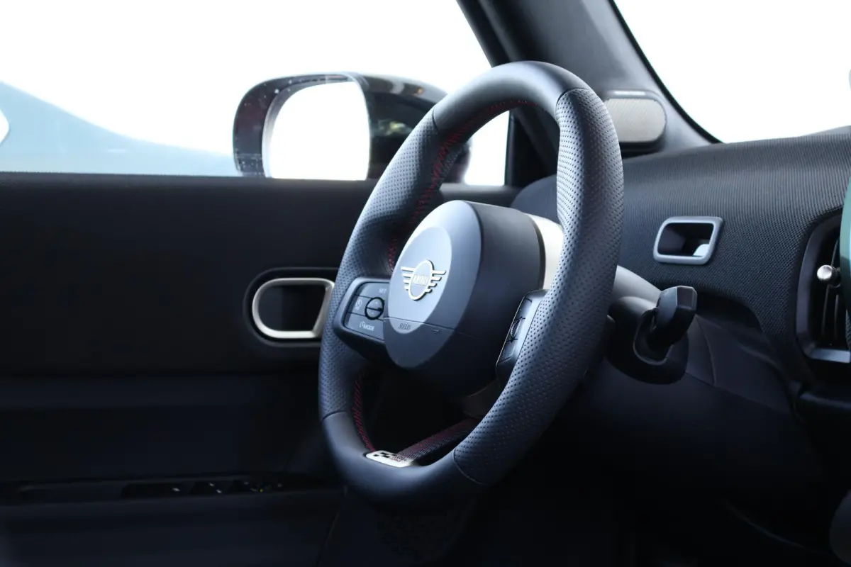 2.0 C John Cooper Works M | Harman/Kardon Surround Sound | Stoelverwarming | Ledverlichting | Comfortacces | Headup Display