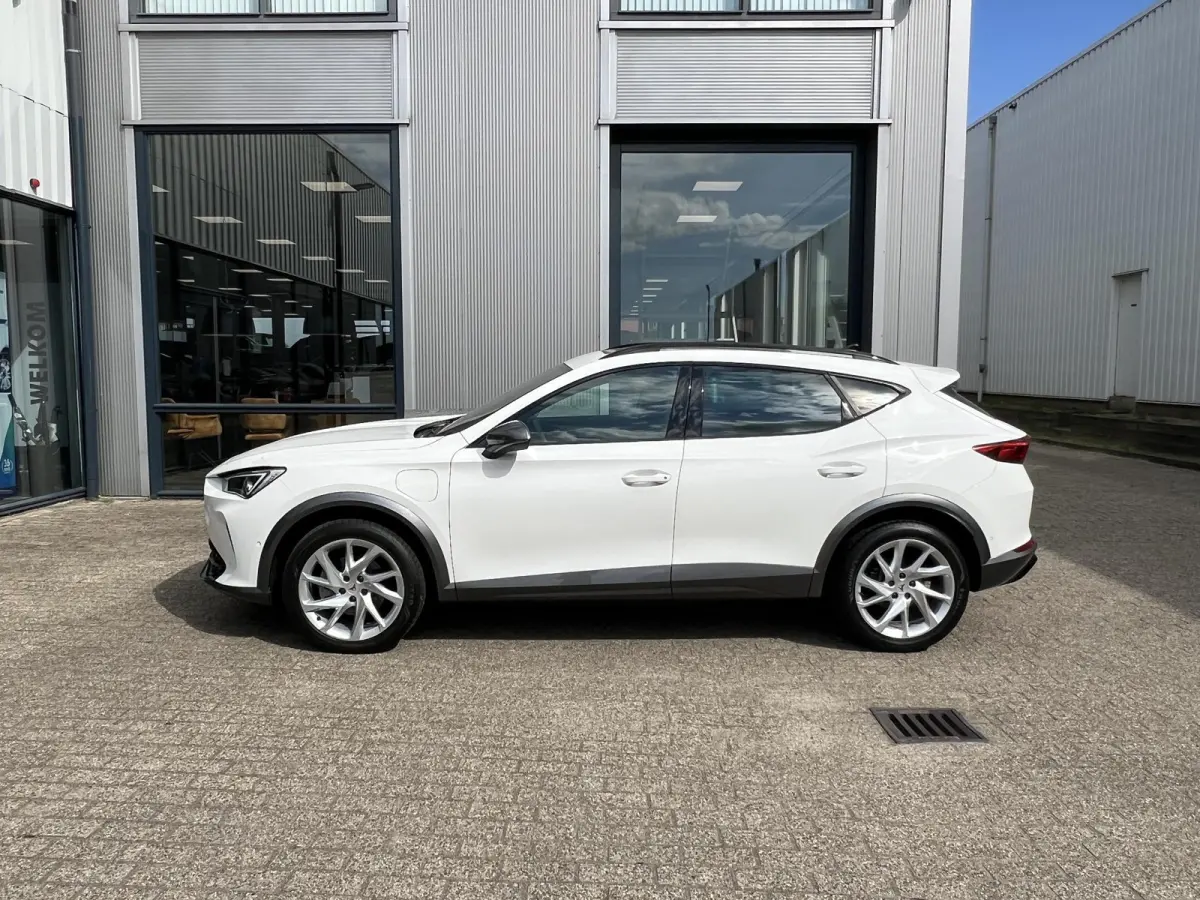 1.4 TSI e-Hybrid | Pano-dak/Carplay/stoel- en Stuurverw./Copper Accenten