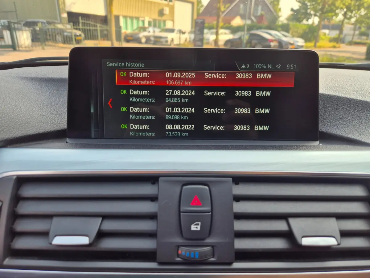 330e M Sport Apple CarPlay Schuifdak NL NAP 100% dealer onderhouden Line Assist Keyless 330e