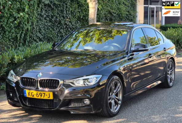 330e M Sport Apple CarPlay Schuifdak NL NAP 100% dealer onderhouden Line Assist Keyless 330e