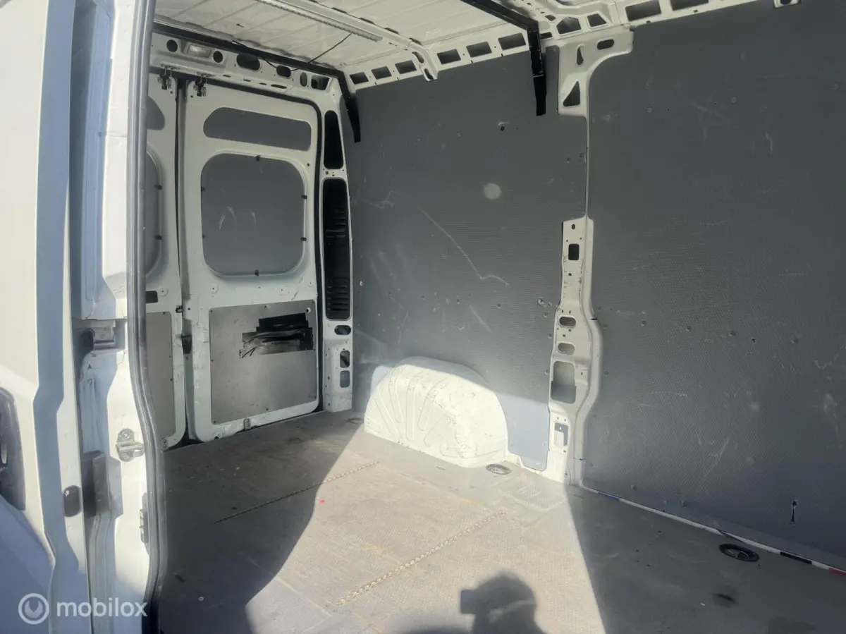 Bestel 335 2.0 BlueHDI L2H2 Euro 6