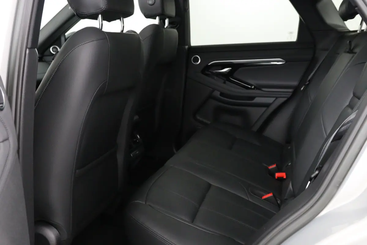 1.5 P300e AWD R-Dynamic HSE | SOH 96% | Panoramadak | Meridian | Adaptive Cruise | 360 Camera | Stoel-/Stuurverwarming | Elektr stoel + Mem | HUD | Full Led | Dealer Onderhouden