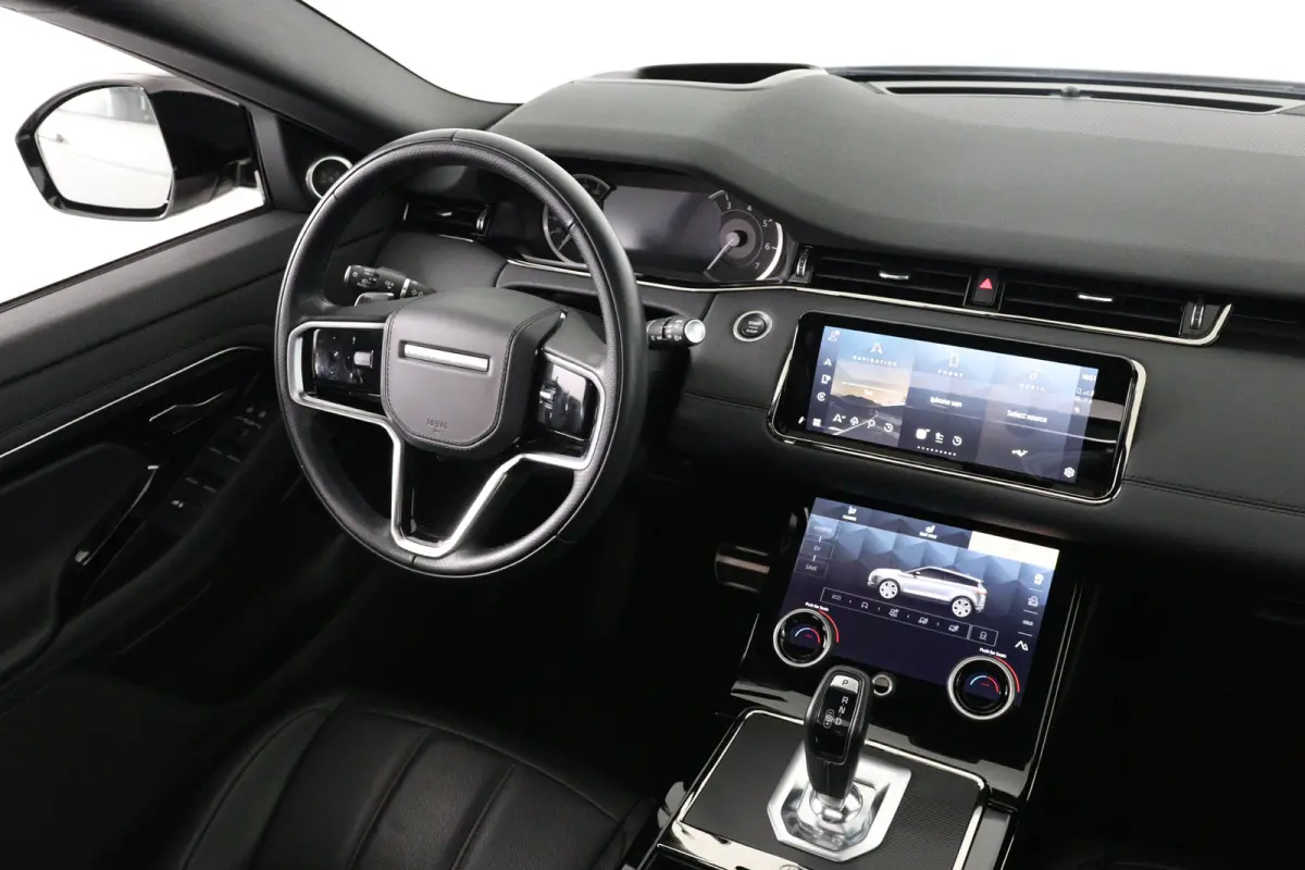1.5 P300e AWD R-Dynamic HSE | SOH 96% | Panoramadak | Meridian | Adaptive Cruise | 360 Camera | Stoel-/Stuurverwarming | Elektr stoel + Mem | HUD | Full Led | Dealer Onderhouden