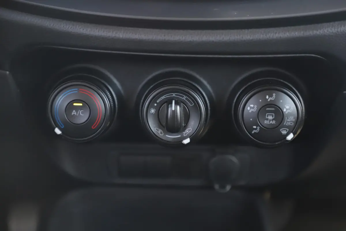 1.0 VVT-i MT Quiet Edition Airco Adaptive Cruise Elektrische Ramen CV