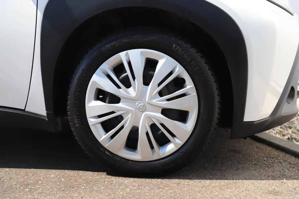 1.0 VVT-i MT Quiet Edition Airco Adaptive Cruise Elektrische Ramen CV