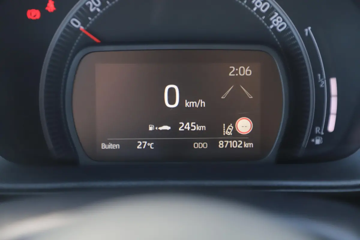1.0 VVT-i MT Quiet Edition Airco Adaptive Cruise Elektrische Ramen CV