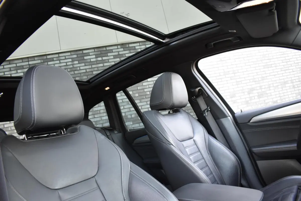 xDrive30e High Executive Plug In M-PAKKET/PANORAMADAK/HEAD UP/ETC.!