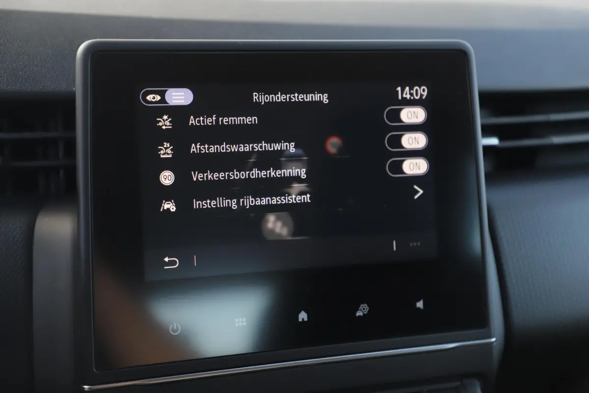 1.0 TCe Zen 101PK Navigatie Carplay Android Airco Cruise Control LED Rijstrooksensor