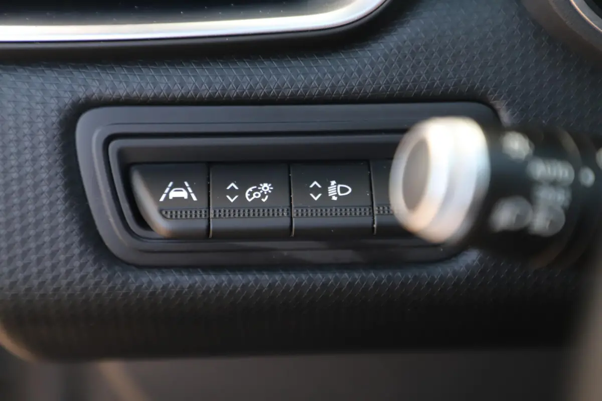 1.0 TCe Zen 101PK Navigatie Carplay Android Airco Cruise Control LED Rijstrooksensor