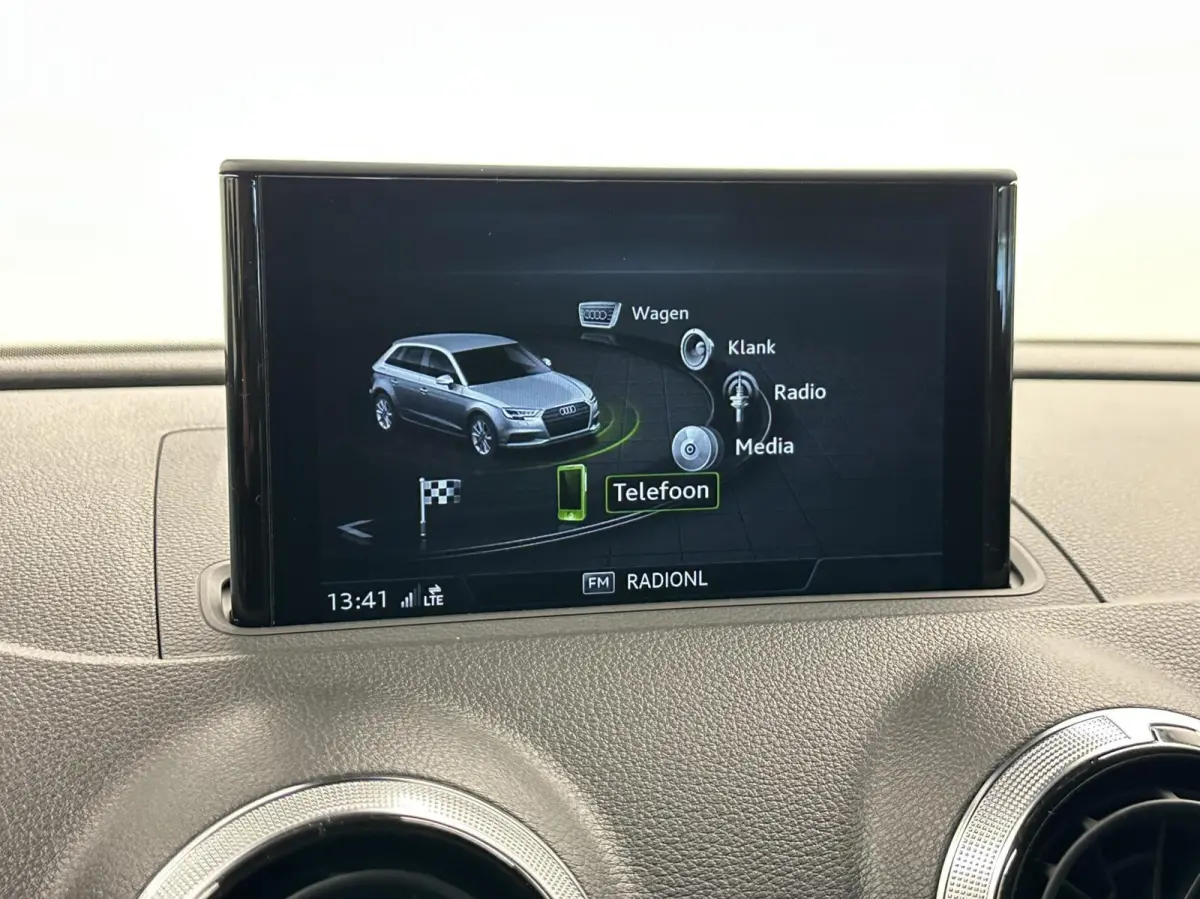 1.4 e-tron Sport Pro Line plus NAVI CRUISE 69000 KM.