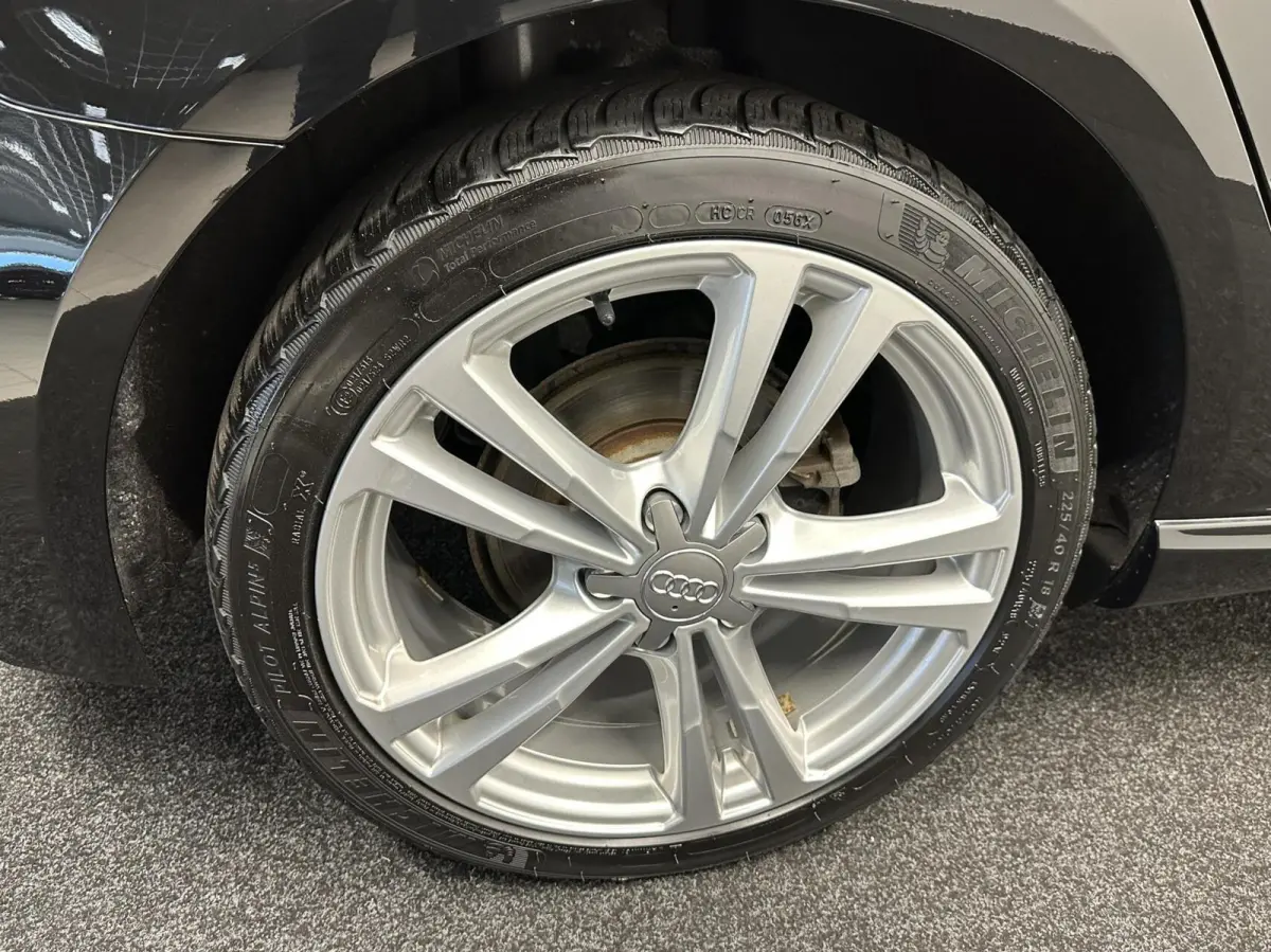 1.4 e-tron Sport Pro Line plus NAVI CRUISE 69000 KM.