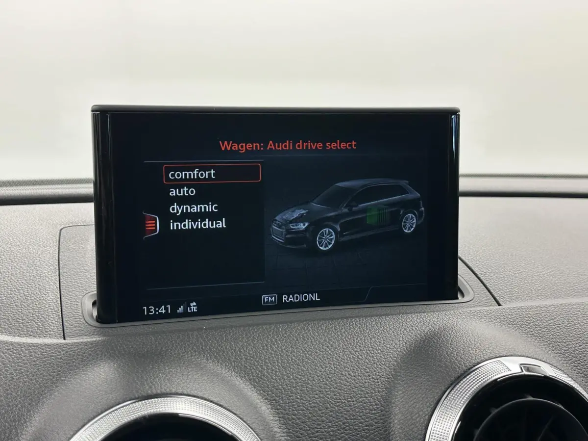 1.4 e-tron Sport Pro Line plus NAVI CRUISE 69000 KM.