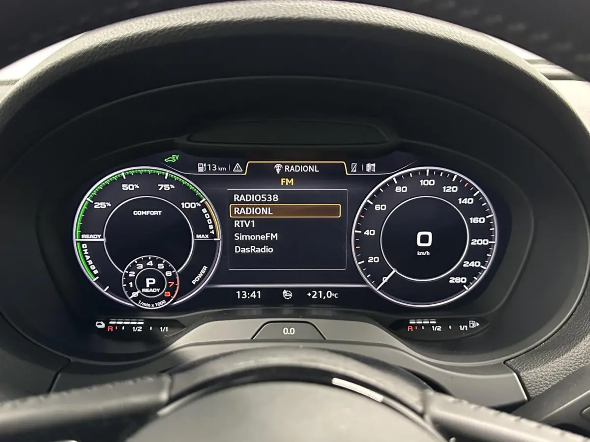1.4 e-tron Sport Pro Line plus NAVI CRUISE 69000 KM.