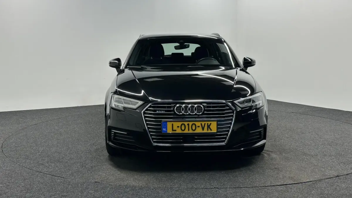 1.4 e-tron Sport Pro Line plus NAVI CRUISE 69000 KM.