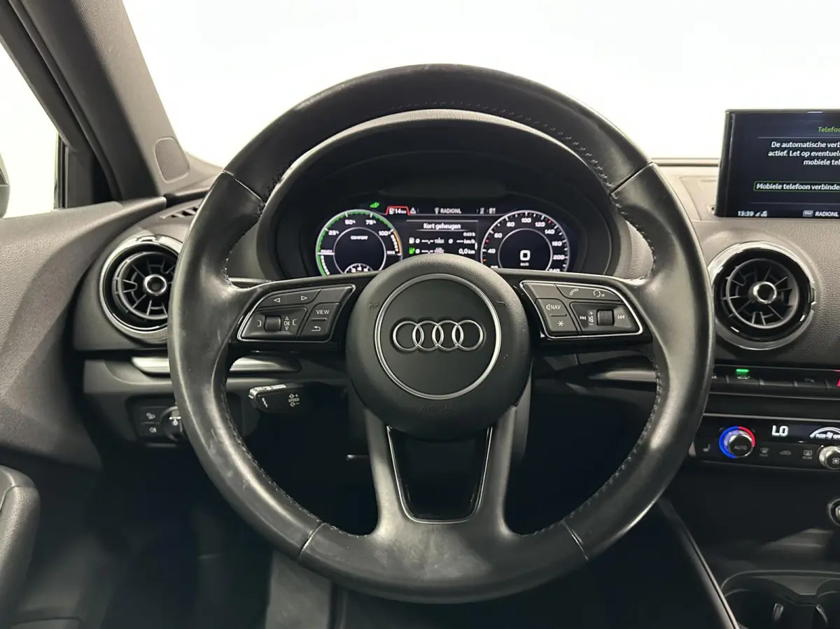 1.4 e-tron Sport Pro Line plus NAVI CRUISE 69000 KM.