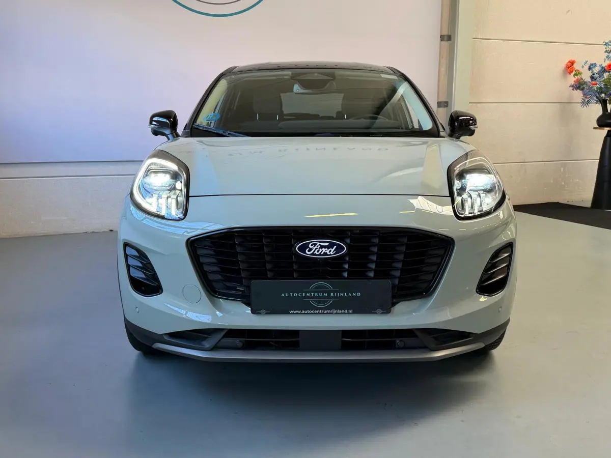 1.0 EcoBoost Titanium, Facelift Model,1 Jaar Bovag Garantie, Automaat, 360 Camera, Stoel/Stuurverwarming, Carplay