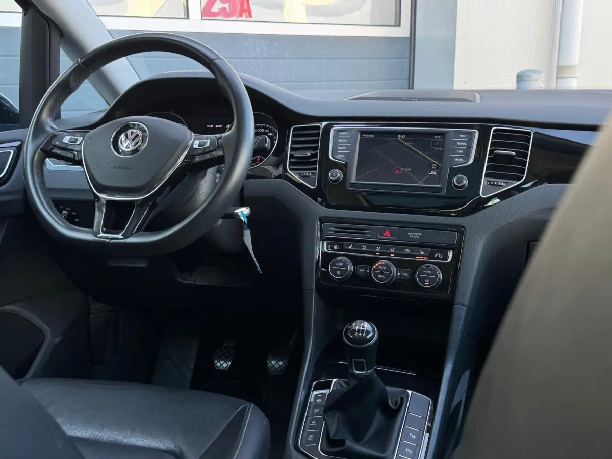 1.4 TSI Highline | Leder | Panorama | Adaptive cruise | Carplay | Camera | LED
