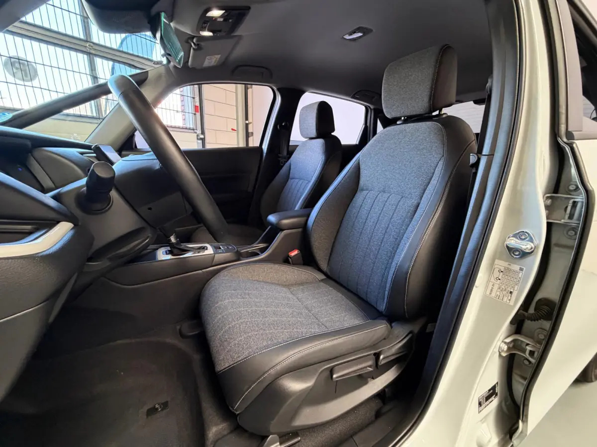 1.5 Full Hybrid Advance, Automaat, Camera, Carplay, Cruise Control, Stoel/Stuurverwarming