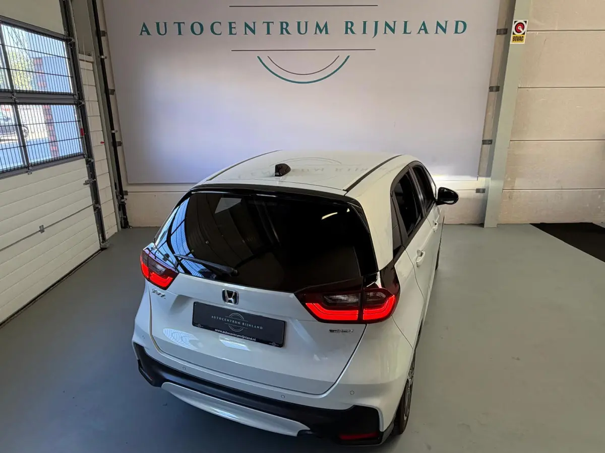 1.5 Full Hybrid Advance, Automaat, Camera, Carplay, Cruise Control, Stoel/Stuurverwarming