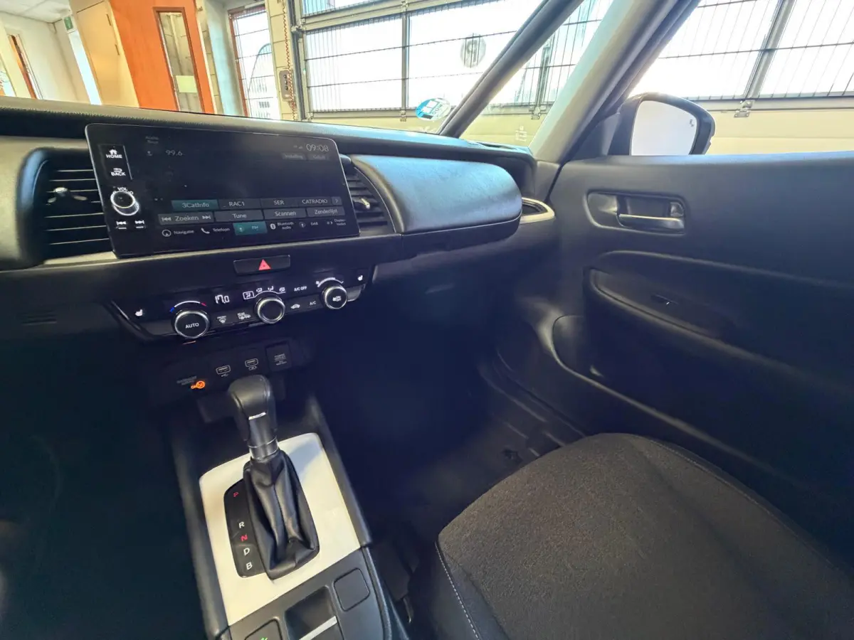 1.5 Full Hybrid Advance, Automaat, Camera, Carplay, Cruise Control, Stoel/Stuurverwarming