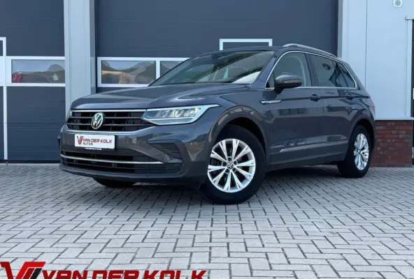 1.5 TSI Life | Adaptive cruise | Carplay | Navigatie | DAB | LED | Trekhaak | Sensoren