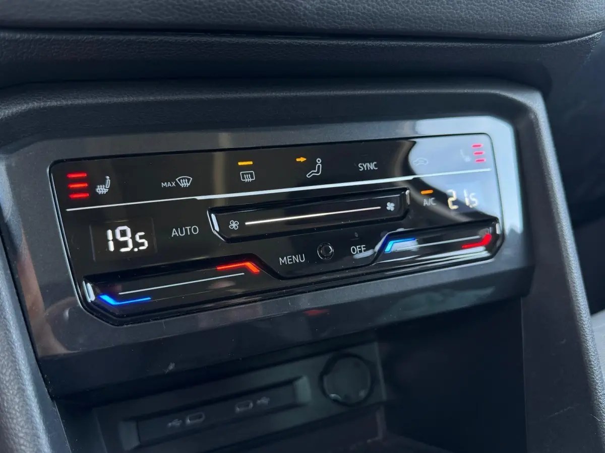 1.5 TSI Life | Adaptive cruise | Carplay | Navigatie | DAB | LED | Trekhaak | Sensoren