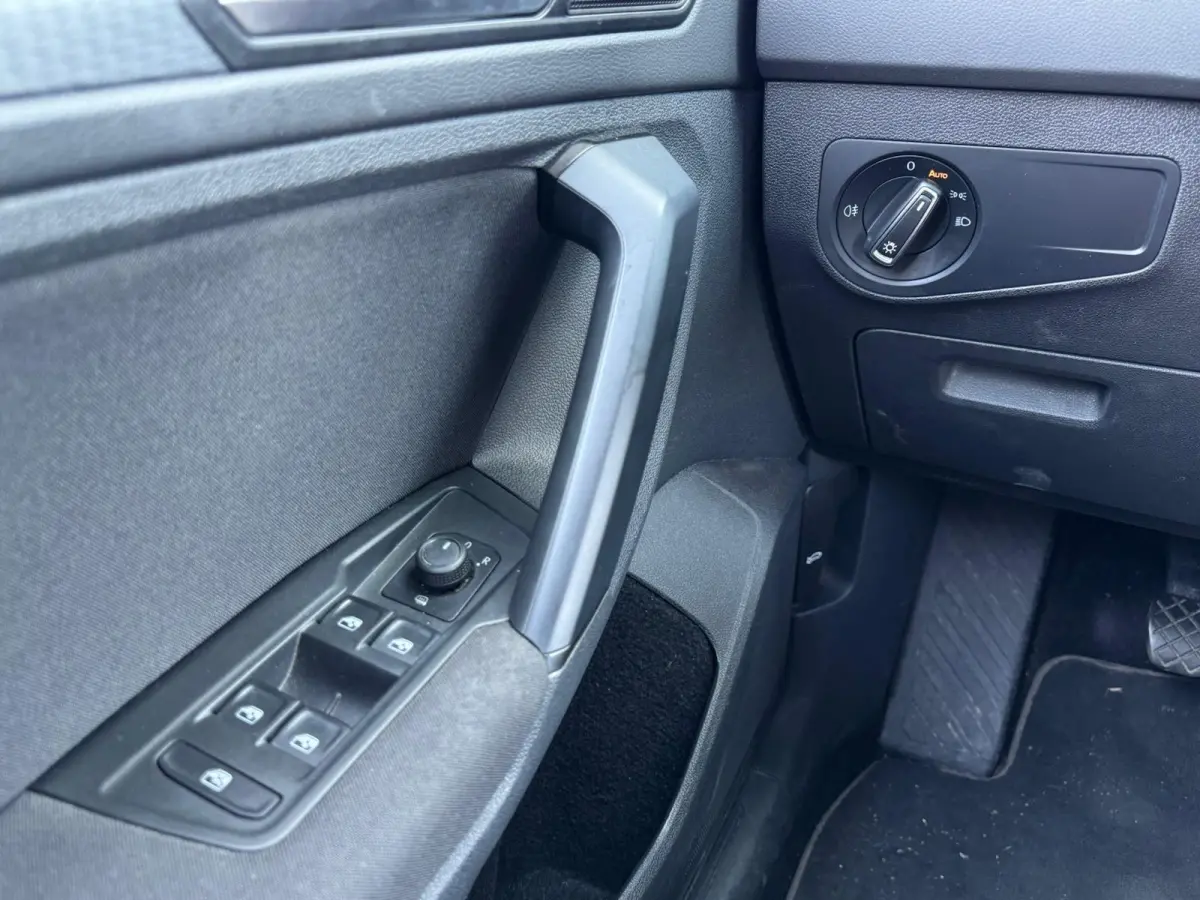 1.5 TSI Life | Adaptive cruise | Carplay | Navigatie | DAB | LED | Trekhaak | Sensoren