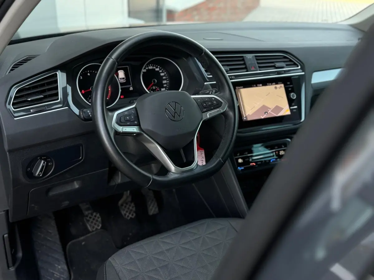 1.5 TSI Life | Adaptive cruise | Carplay | Navigatie | DAB | LED | Trekhaak | Sensoren