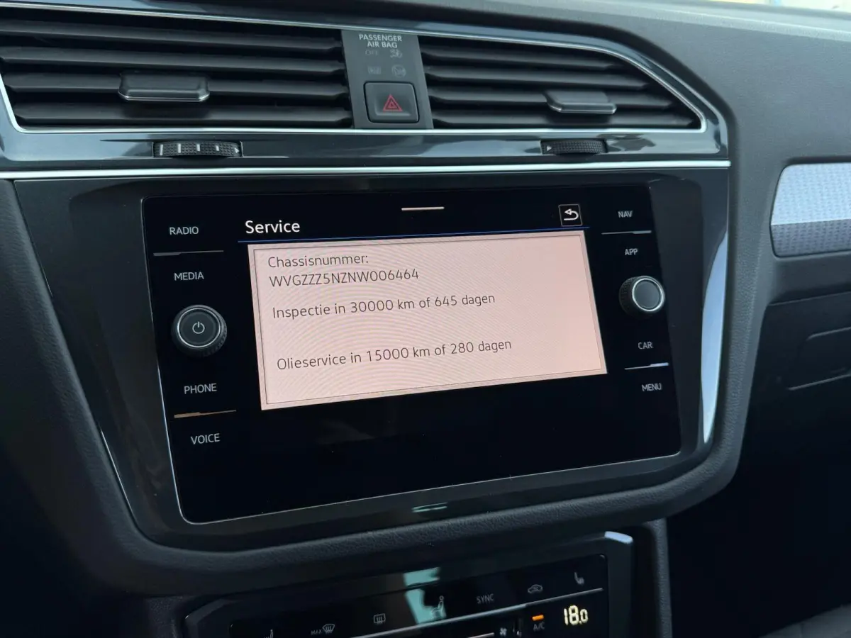 1.5 TSI Life | Adaptive cruise | Carplay | Navigatie | DAB | LED | Trekhaak | Sensoren