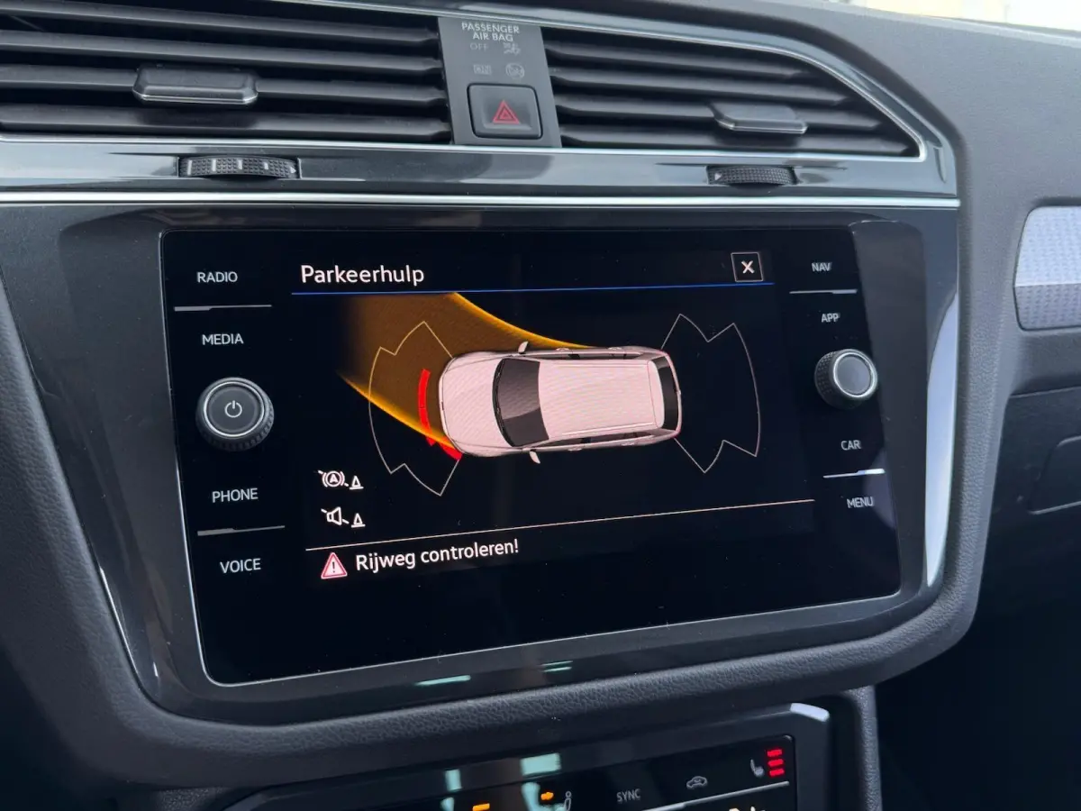 1.5 TSI Life | Adaptive cruise | Carplay | Navigatie | DAB | LED | Trekhaak | Sensoren