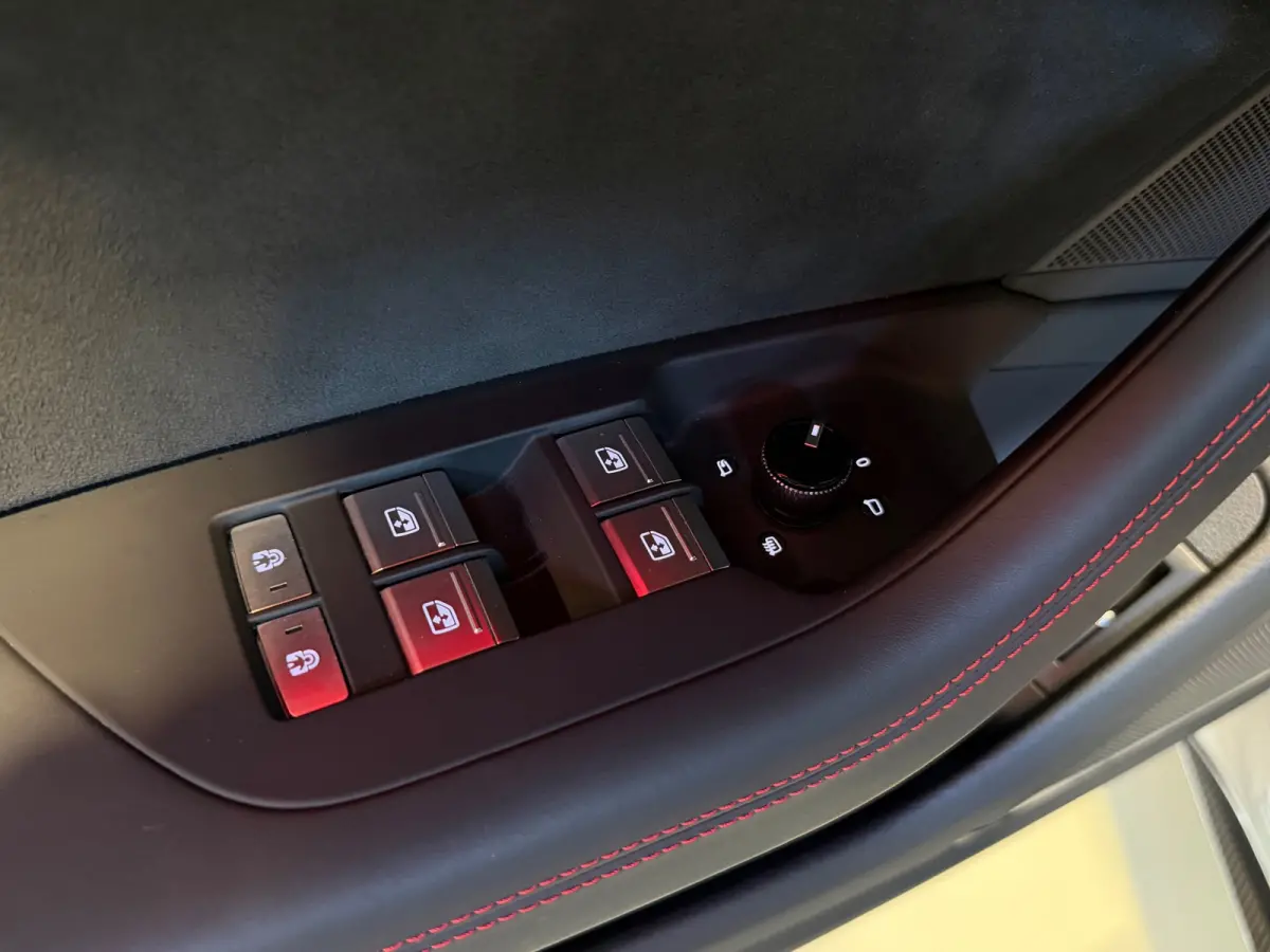 TFSI quattro Pano|Keramisch|Carbon|HUD|B&O