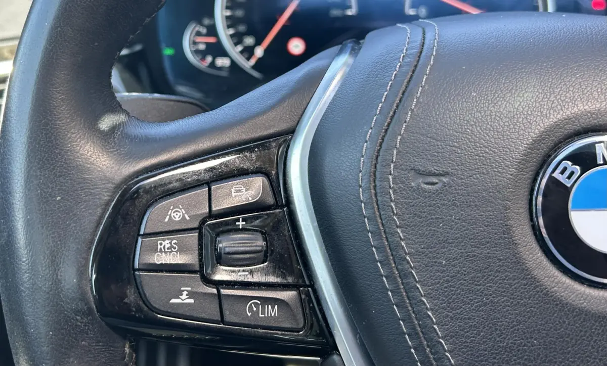 Gran Turismo 640i High Executive 340PK | ZEER NETTE STAAT | Volledige Onderhoudshistorie | Luxury Line | 6 Cilinder | PANO | Adaptive Cruise Control | Achteruitrijcamera | Active Protection 