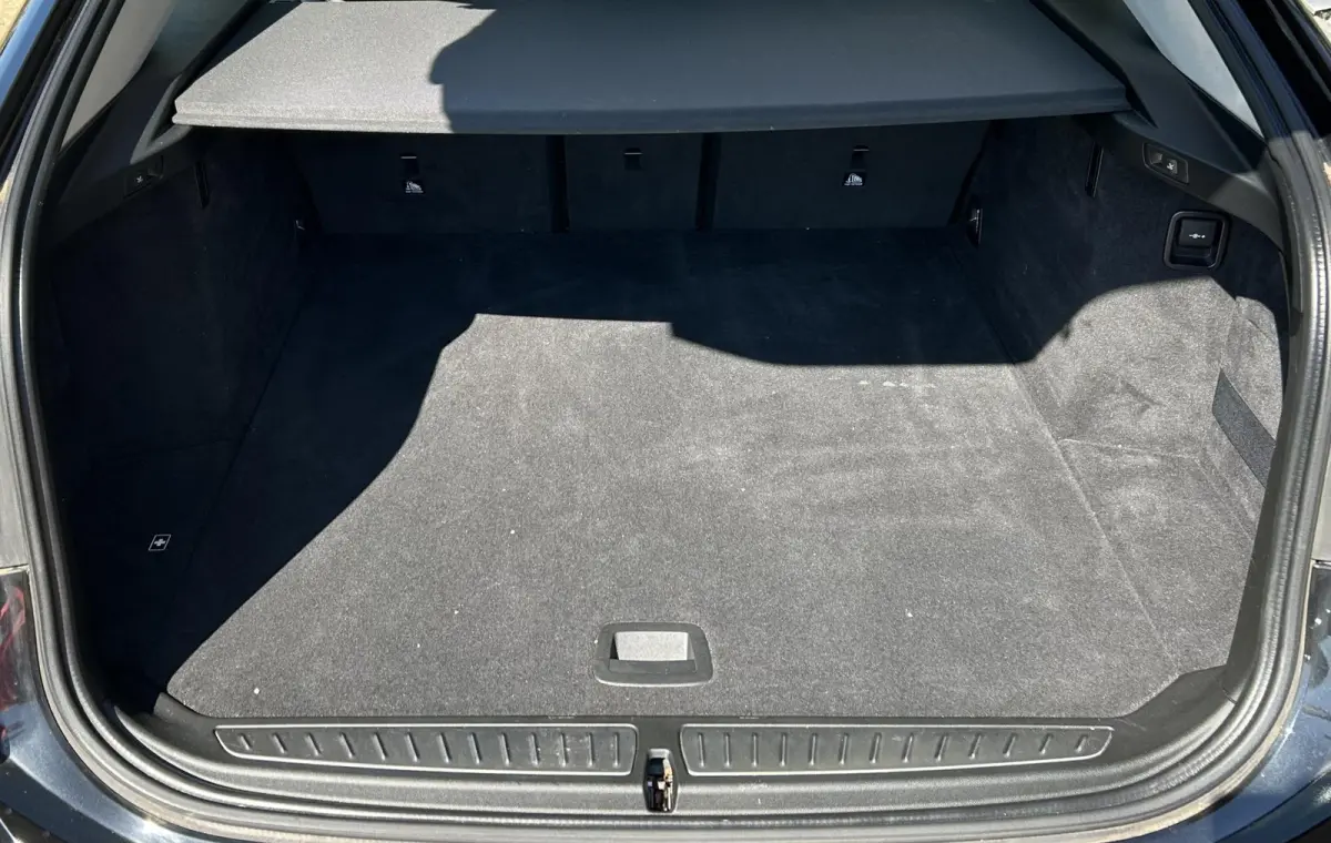 Gran Turismo 640i High Executive 340PK | ZEER NETTE STAAT | Volledige Onderhoudshistorie | Luxury Line | 6 Cilinder | PANO | Adaptive Cruise Control | Achteruitrijcamera | Active Protection 