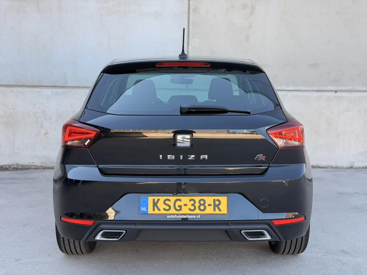 1.0 TSI FR Camera Beats LED Carplay Keyless ACC