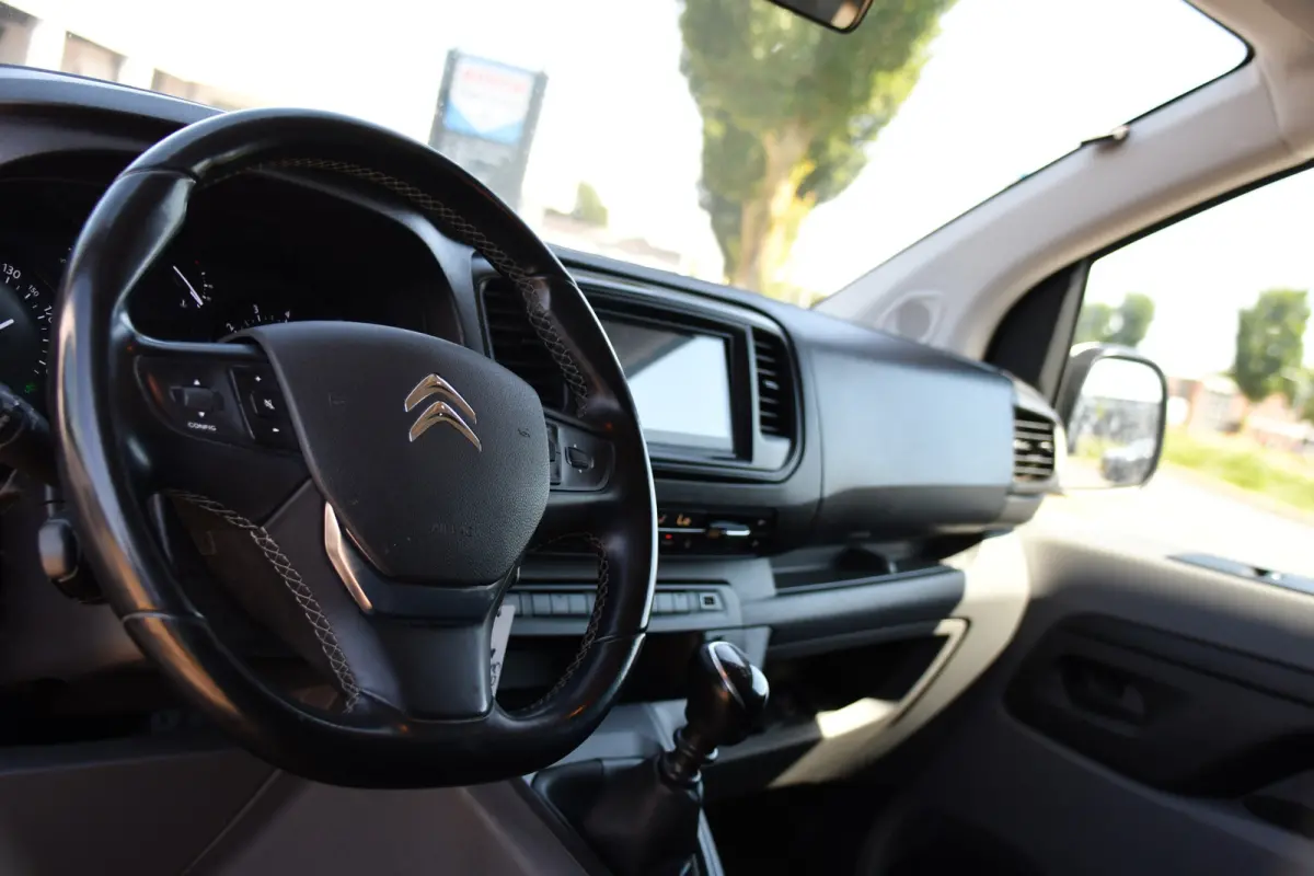 2.0 BlueHDI 120 L3 PB Edition Camera, Cruise, Carplay, Clima, 122pk, Trekhaak, 6 zitplaatsen, Sensoren, Multimedia, Uniek!