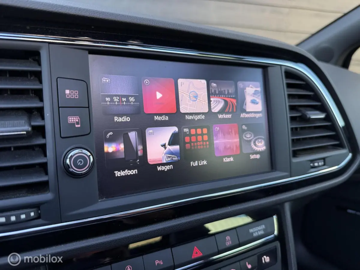 2.0 TSI CUPRA 300 4DRIVE Kuipstoel/Pano.dak/Carplay