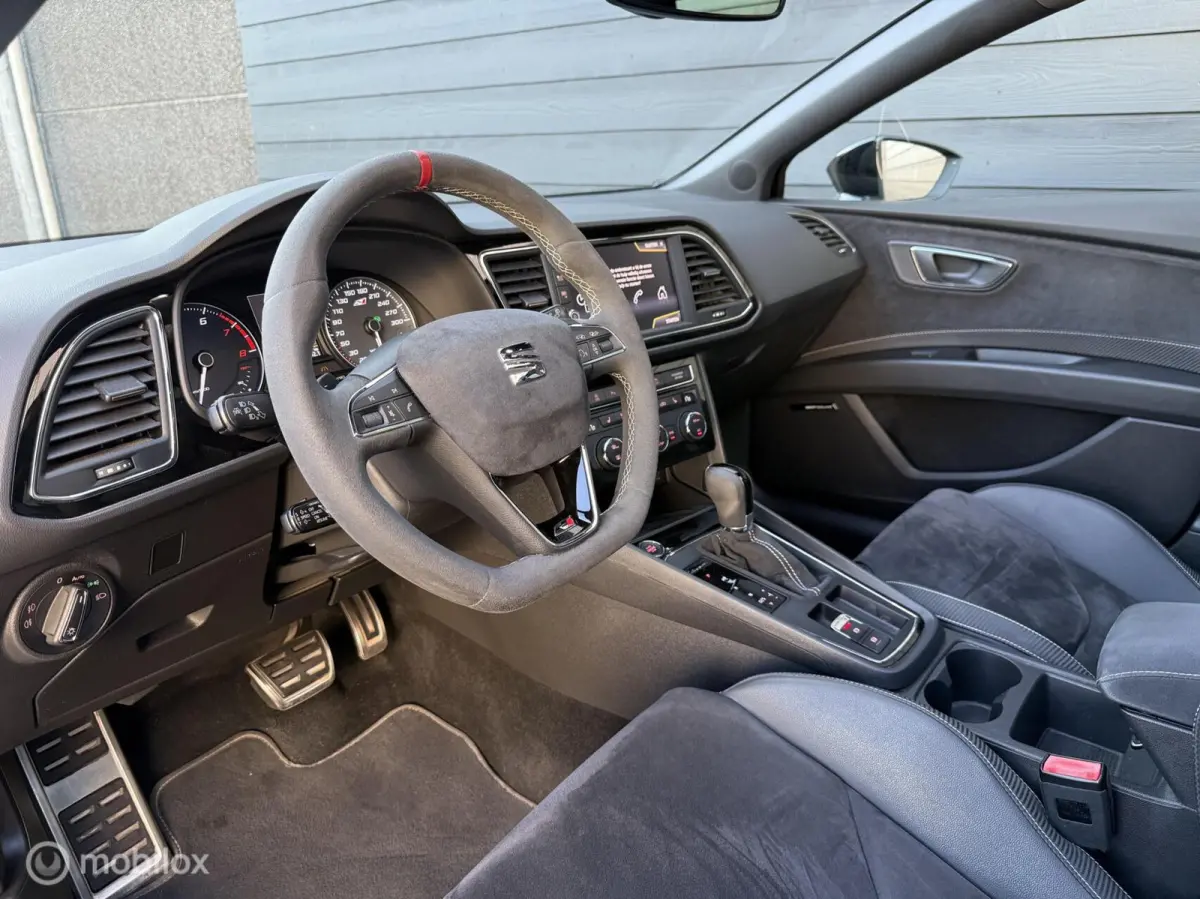 2.0 TSI CUPRA 300 4DRIVE Kuipstoel/Pano.dak/Carplay