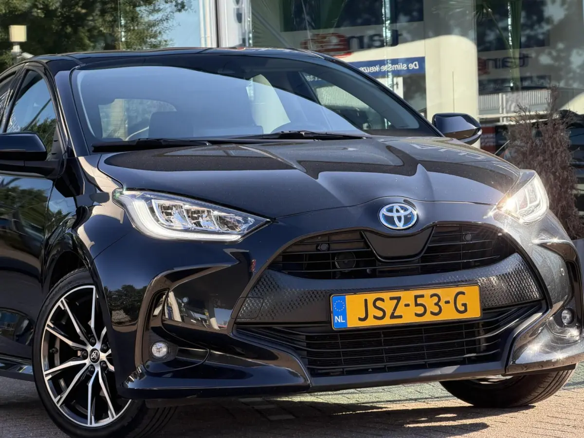 1.5 Hybrid Active Automaat 2022 Navi Clima pdc
