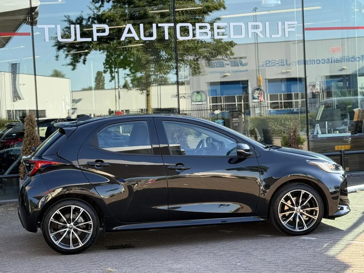 1.5 Hybrid Active Automaat 2022 Navi Clima pdc