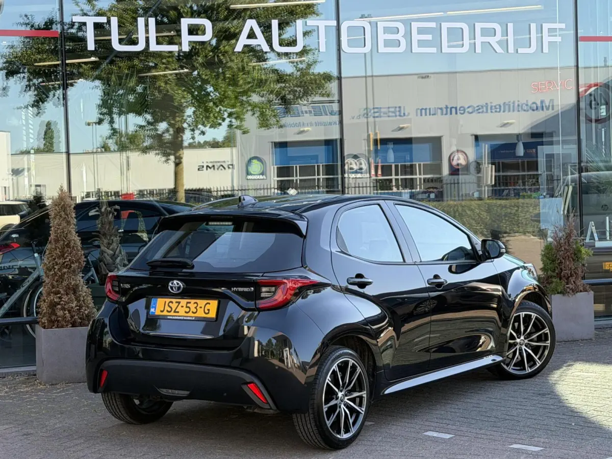 1.5 Hybrid Active Automaat 2022 Navi Clima pdc