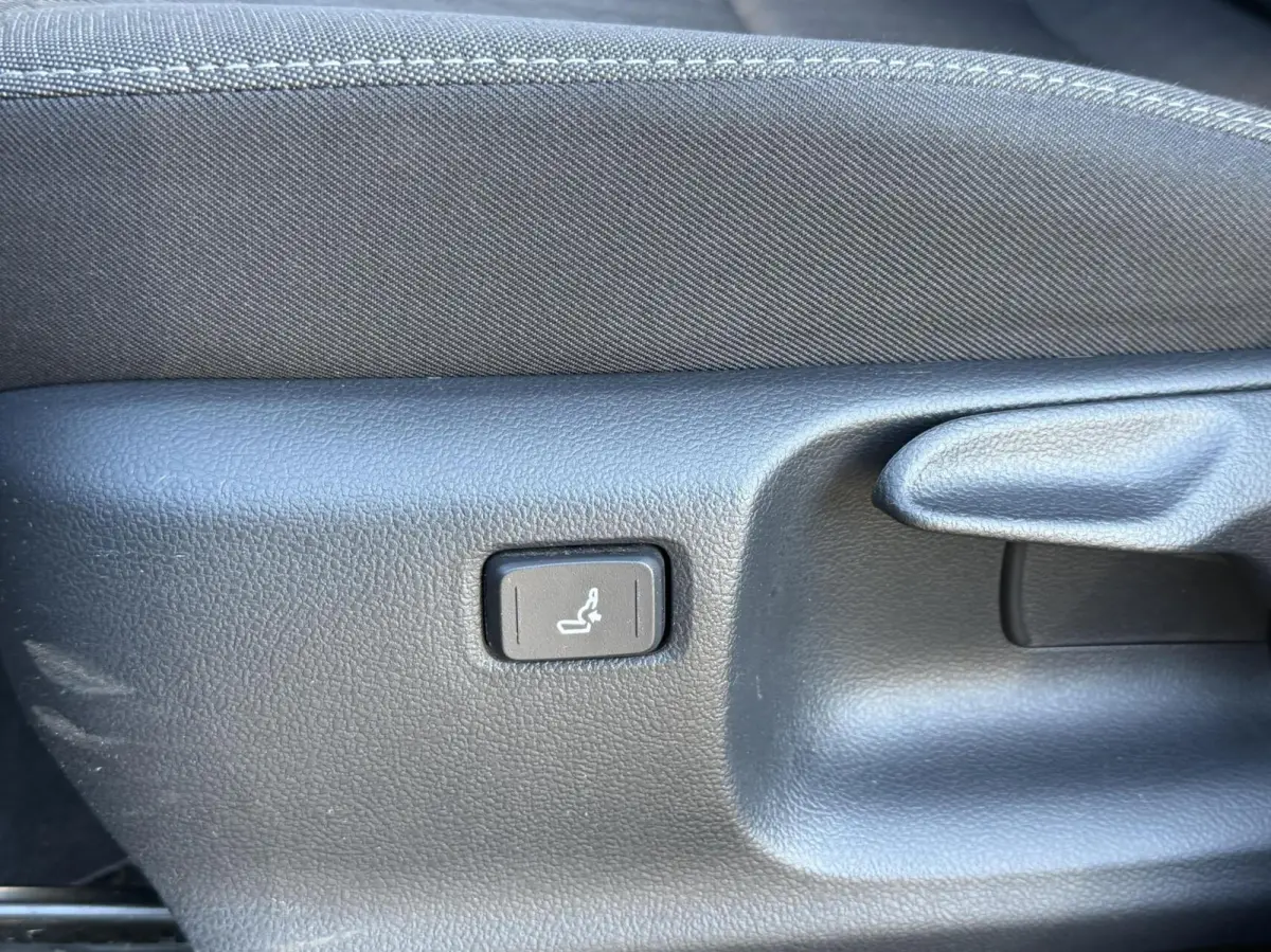 1.5 Hybrid Active Automaat 2022 Navi Clima pdc