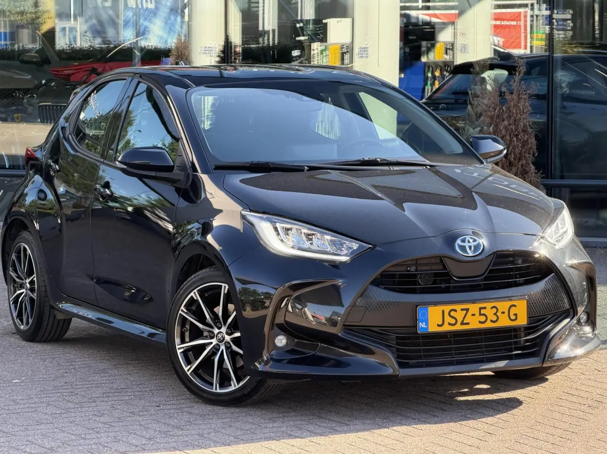 1.5 Hybrid Active Automaat 2022 Navi Clima pdc